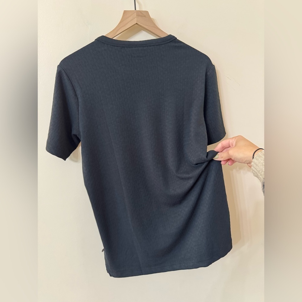 NWT HUDSON & BARROW KNITWEAR TEE - size small - Picture 3 of 7